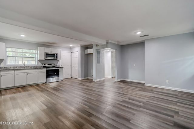 1551 DOMAS Drive, Jacksonville, FL 32211