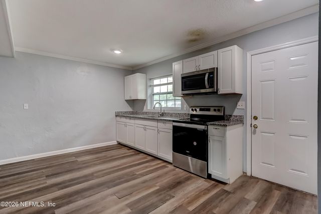 1551 DOMAS Drive, Jacksonville, FL 32211