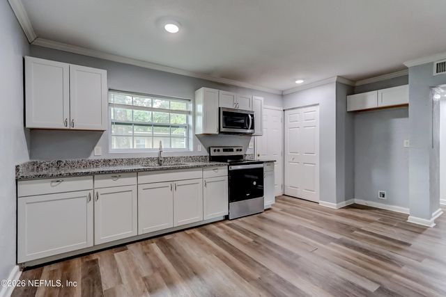 1551 DOMAS Drive, Jacksonville, FL 32211