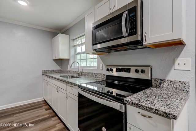 1551 DOMAS Drive, Jacksonville, FL 32211