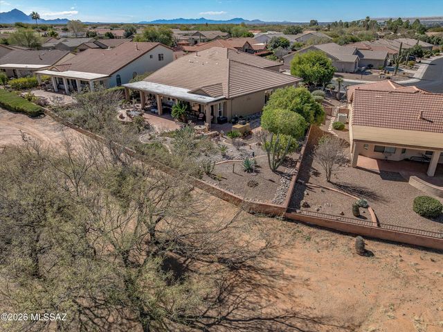 2225 E Desert Pueblo Pass, Green Valley, AZ 85614