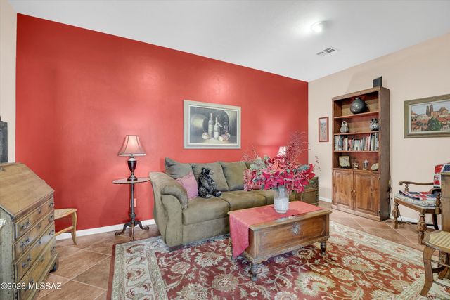 2225 E Desert Pueblo Pass, Green Valley, AZ 85614