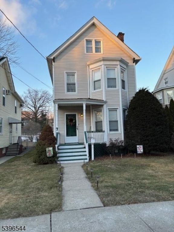 7 Hazelwood Rd, Bloomfield Twp., NJ 07003