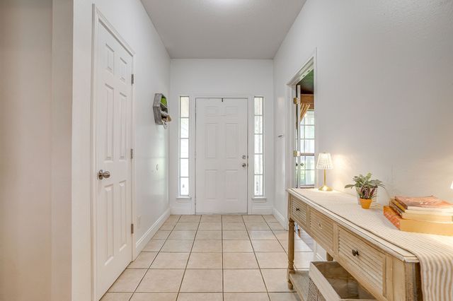 518 Lone Star Street, Joshua, TX 76058