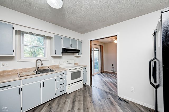 5165 E County Road 350 N, Danville, IN 46122