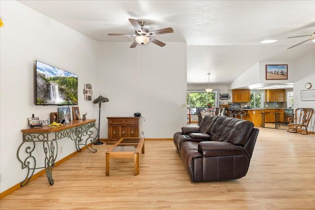 12709 Francis Dr, Grass Valley, CA 95949