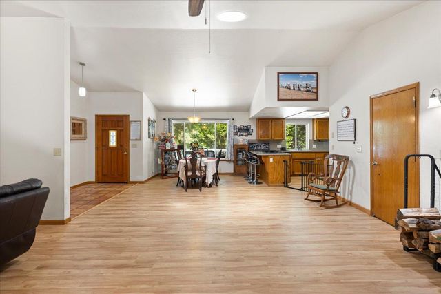12709 Francis Dr, Grass Valley, CA 95949