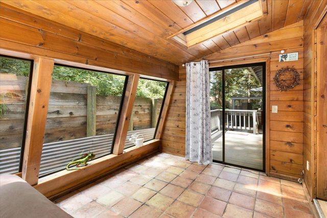 12709 Francis Dr, Grass Valley, CA 95949
