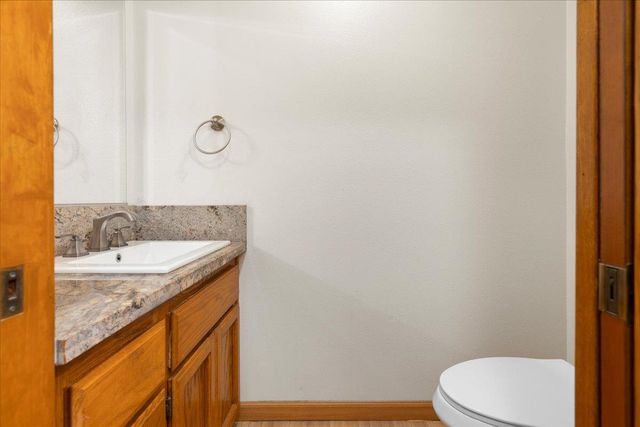 12709 Francis Dr, Grass Valley, CA 95949