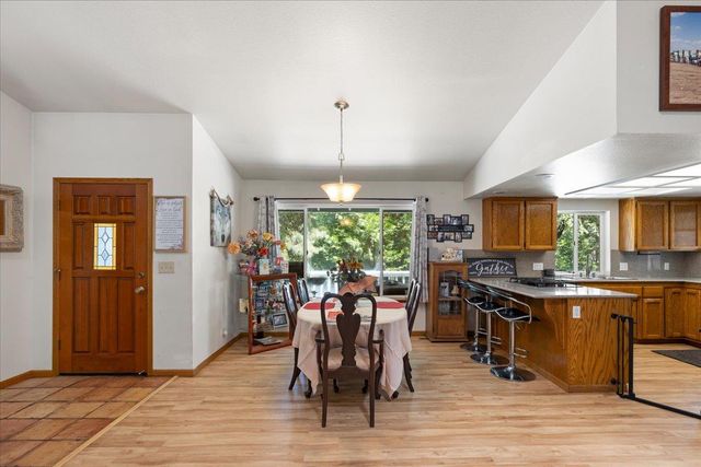 12709 Francis Dr, Grass Valley, CA 95949