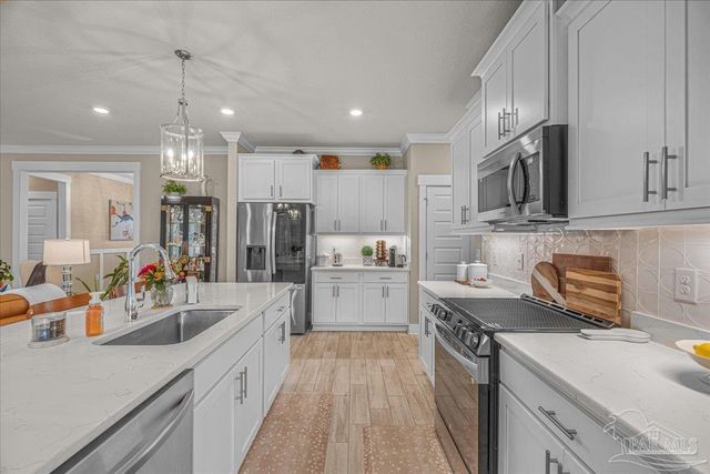 1947 Refuge Cir, Gulf Breeze, FL 32563