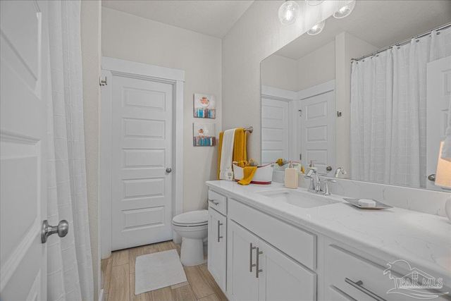 1947 Refuge Cir, Gulf Breeze, FL 32563