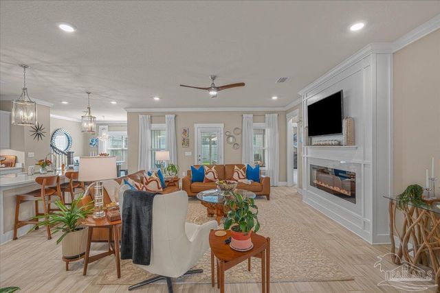 1947 Refuge Cir, Gulf Breeze, FL 32563