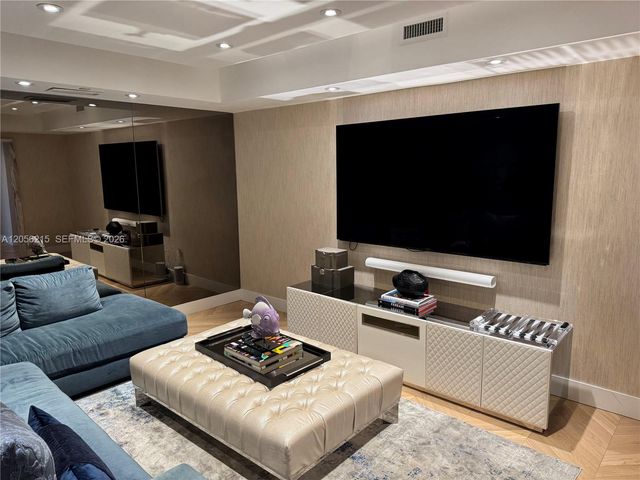 6000 Island Boulevard 402, Aventura, FL 33160