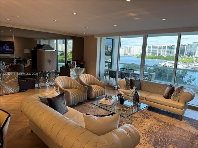 6000 Island Boulevard 402, Aventura, FL 33160