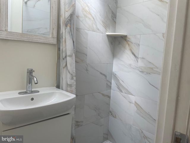 1652 S ETTING ST, Philadelphia, PA 19145
