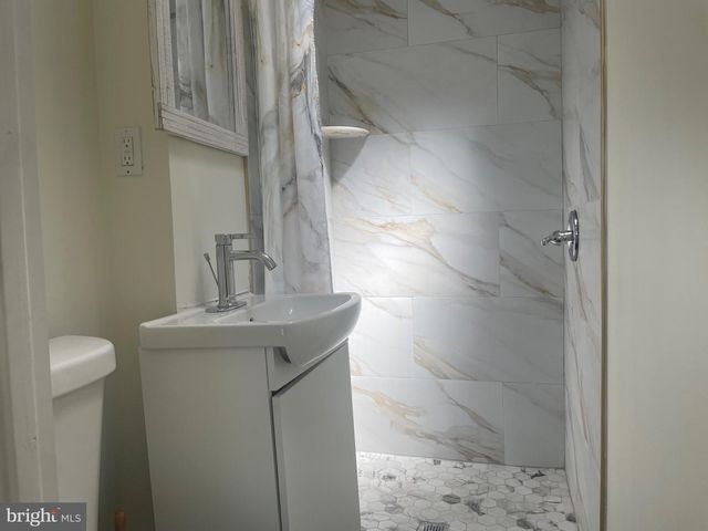 1652 S ETTING ST, Philadelphia, PA 19145