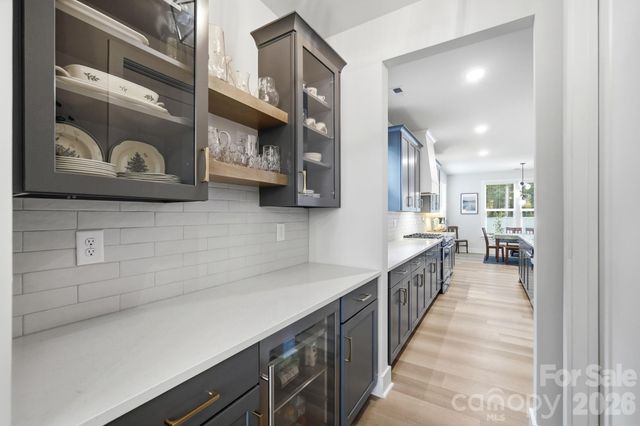 3041 Kinger Lane, Matthews, NC 28105