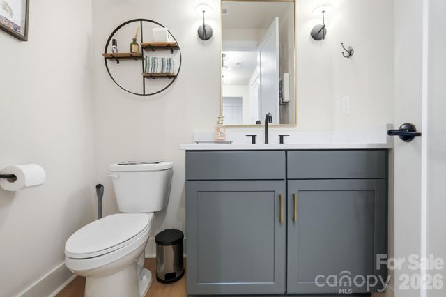 3041 Kinger Lane, Matthews, NC 28105