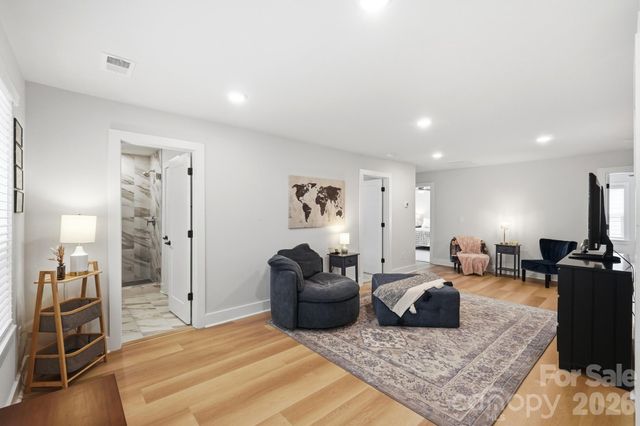 3041 Kinger Lane, Matthews, NC 28105