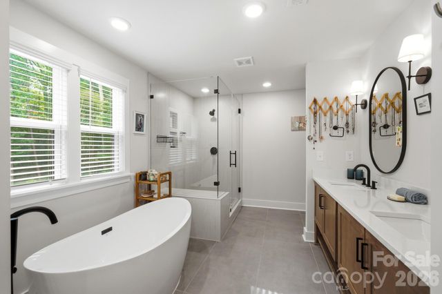 3041 Kinger Lane, Matthews, NC 28105