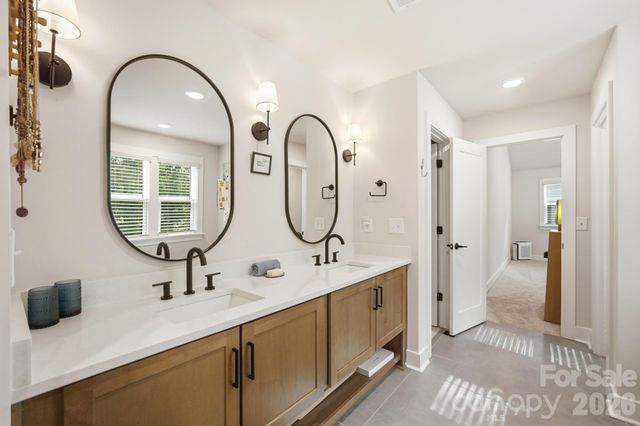 3041 Kinger Lane, Matthews, NC 28105