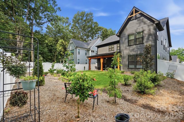 3041 Kinger Lane, Matthews, NC 28105