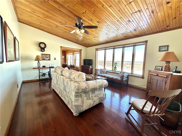 116 River Road, Hammond, NY 13646