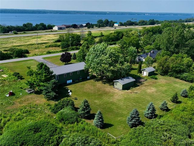 116 River Road, Hammond, NY 13646