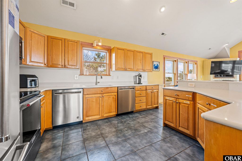 Image 12 of property listing at 901 Corolla Drive Lot #61, Corolla, NC 27927