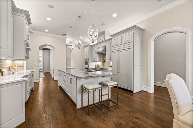 48 Kennington Court, Dallas, TX 75248