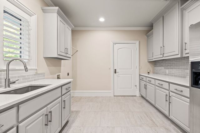 48 Kennington Court, Dallas, TX 75248