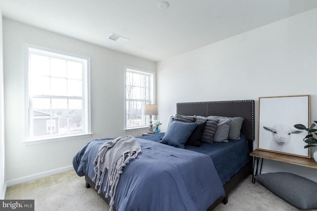 1329 GILMORE ST, Fredericksburg, VA 22401