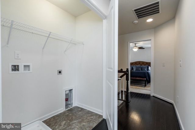 1329 GILMORE ST, Fredericksburg, VA 22401