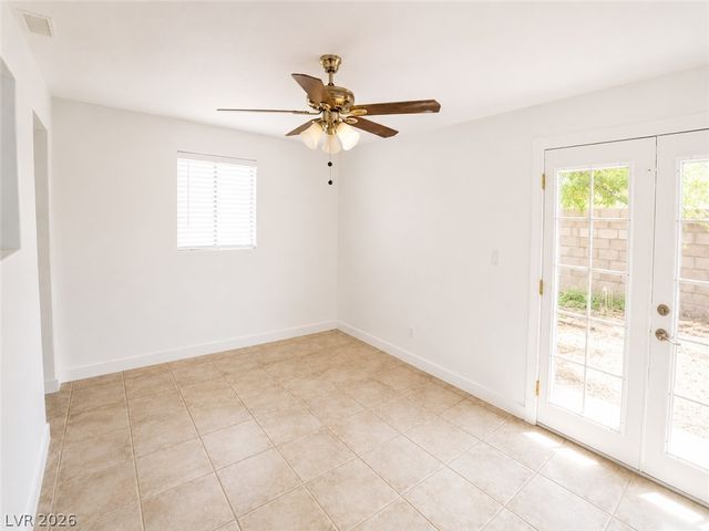 2870 South Sandhill Road, Las Vegas, NV 89121