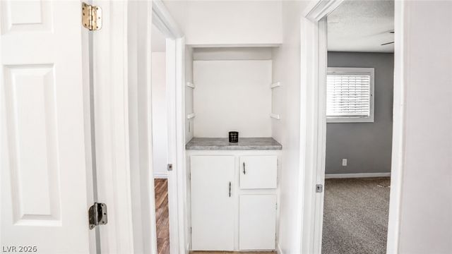 2870 South Sandhill Road, Las Vegas, NV 89121
