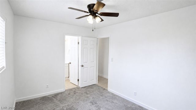 2870 South Sandhill Road, Las Vegas, NV 89121