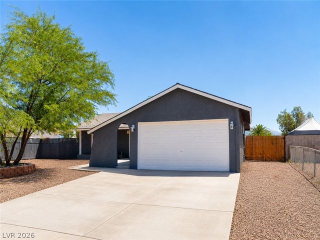 2870 South Sandhill Road, Las Vegas, NV 89121