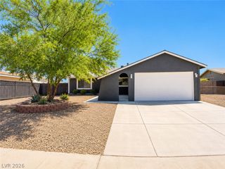2870 South Sandhill Road, Las Vegas, NV 89121