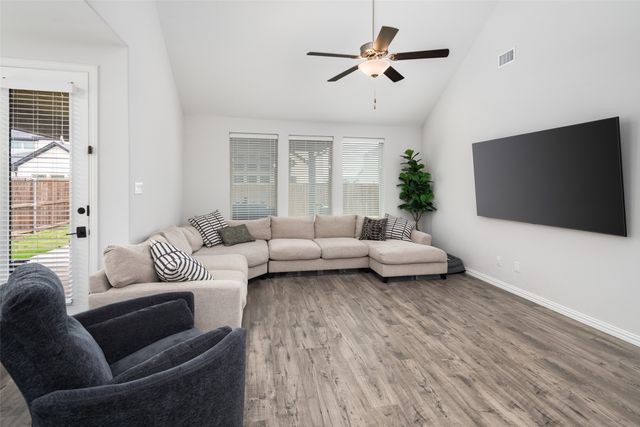 5604 Deer Run Drive, Celina, TX 75009