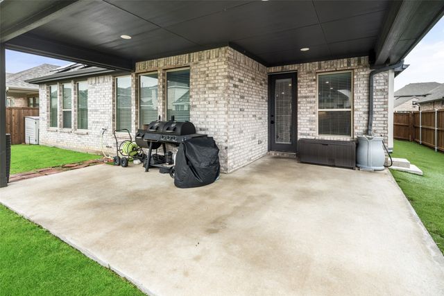 5604 Deer Run Drive, Celina, TX 75009