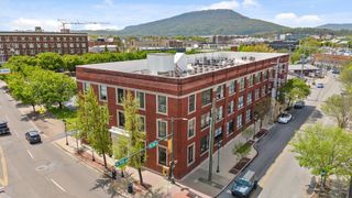 1301 Market Street 105, Chattanooga, TN 37402