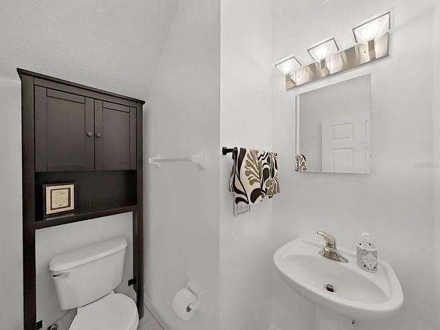 18126 PARADISE POINT DRIVE, Tampa, FL 33647
