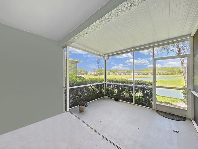 18126 PARADISE POINT DRIVE, Tampa, FL 33647