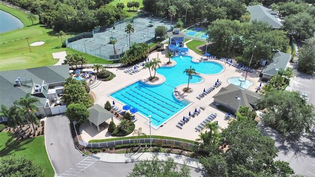 18126 PARADISE POINT DRIVE, Tampa, FL 33647
