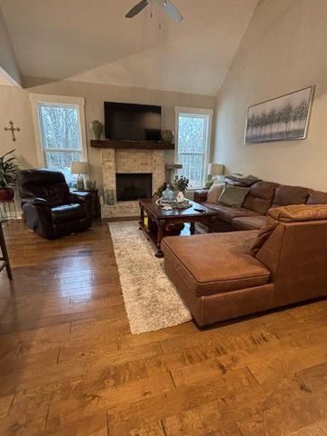 7273 Ron Road, Ooltewah, TN 37363