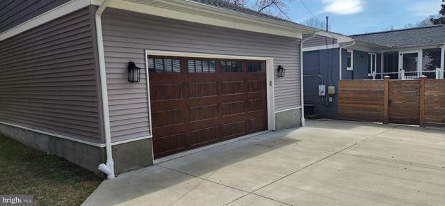 7516 GLENRIDDLE RD, Bethesda, MD 20817