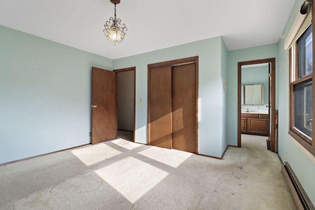 12111 28th AVENUE, Pleasant Prairie, WI 53158