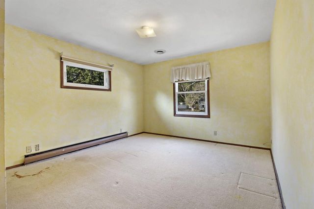 12111 28th AVENUE, Pleasant Prairie, WI 53158