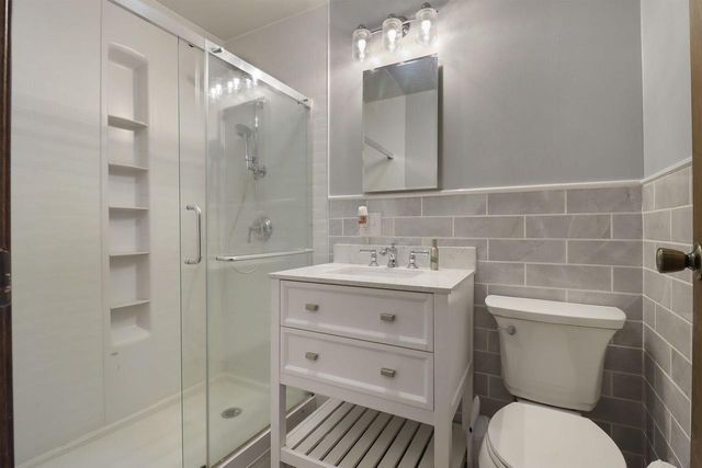 12111 28th AVENUE, Pleasant Prairie, WI 53158